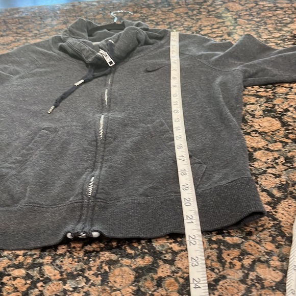 Nike jacket - Picture 8 of 8